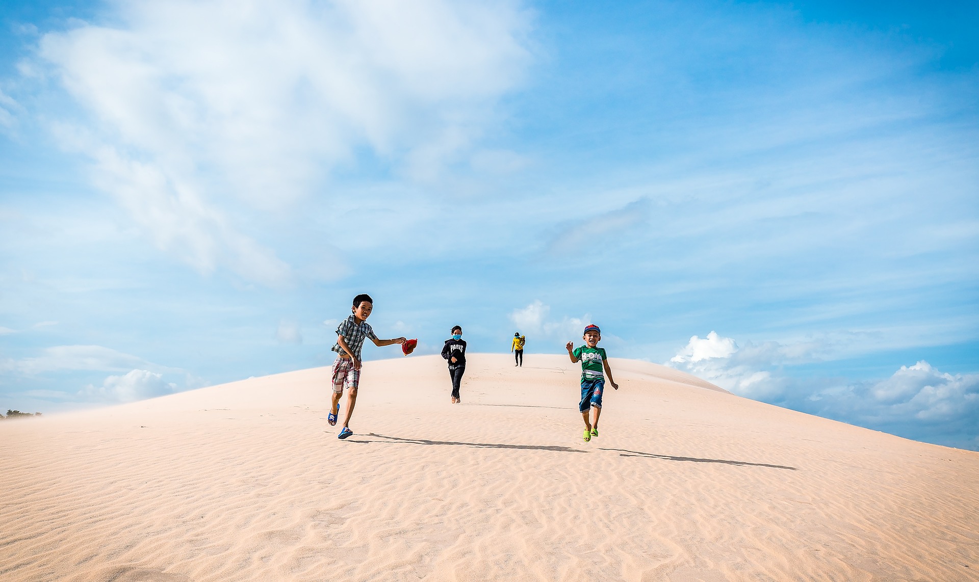 kids playing